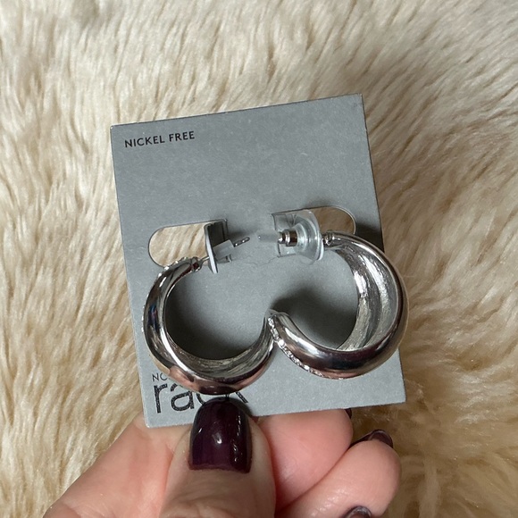 Nordstrom Rack Demi Fine Cubic Zirconia Pavé Teardrop Hoop Earrings - Picture 5 of 12